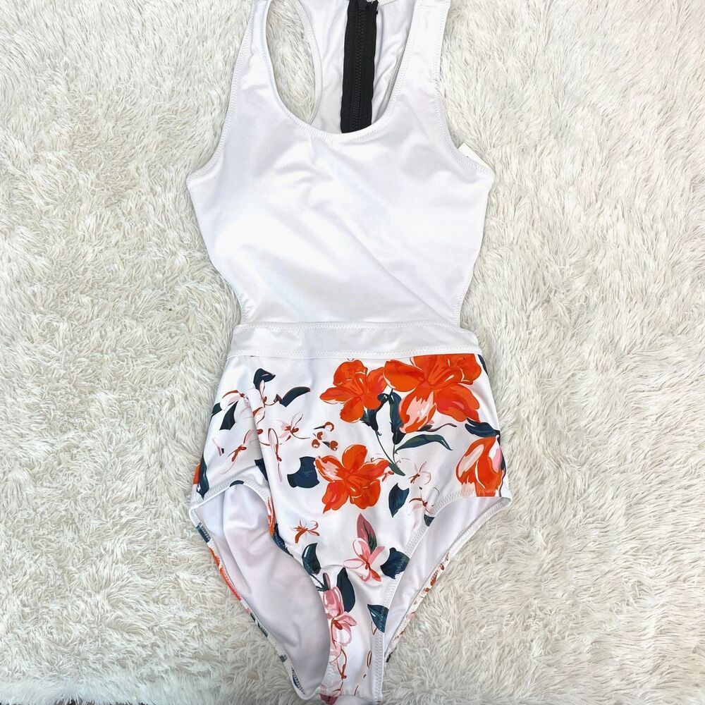 Brand New Cupshe NWT White Orange Floral Back Zip One Piece Swimsuit Small